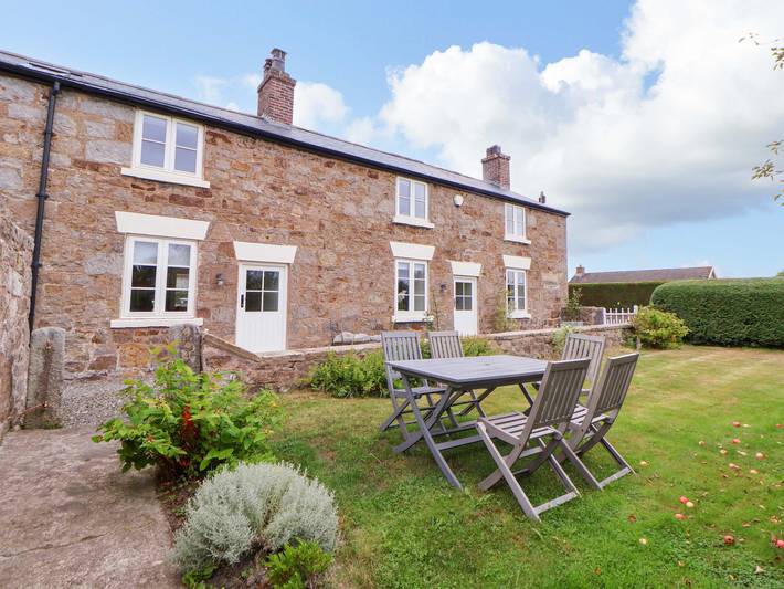 Holiday rental for 8 people in Flintshire