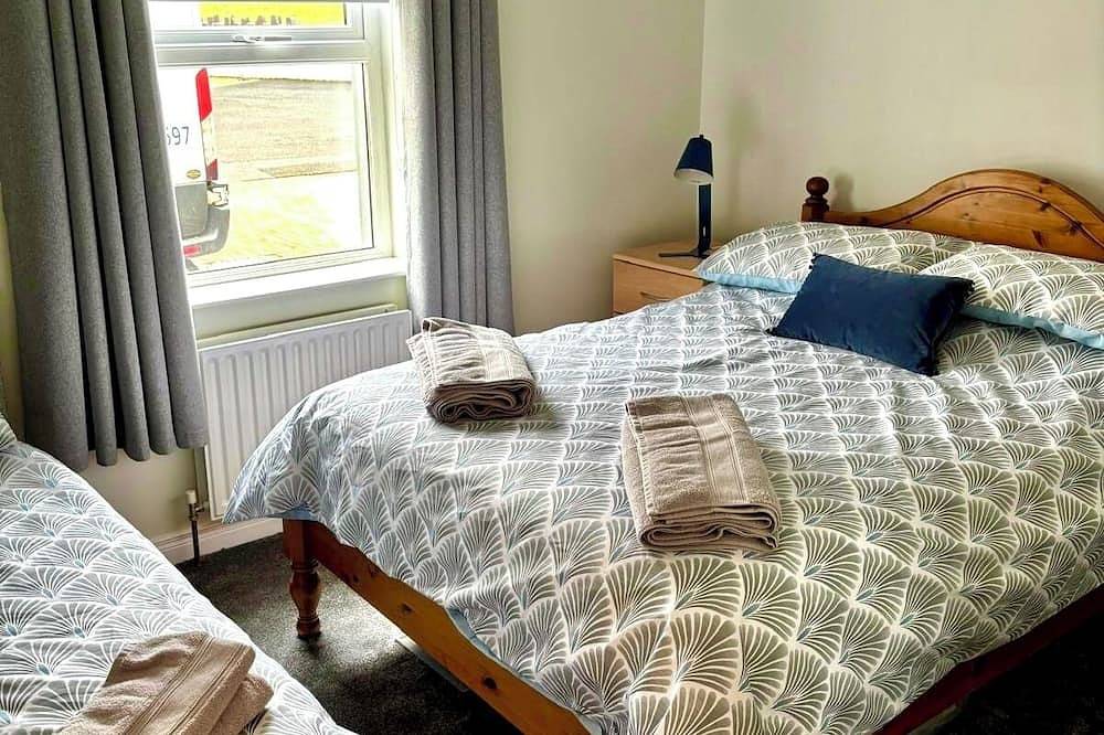 Entire apartment, 2 Bedroom Apartment, Bushmills, North Coast in Bushmills, County Antrim