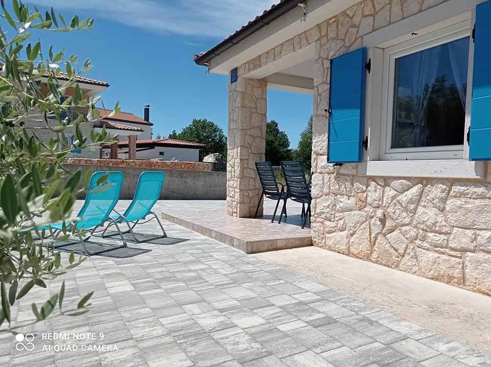 Ferienhaus Steinhaus mit Garten in Malinska-Dubašnica, Krk