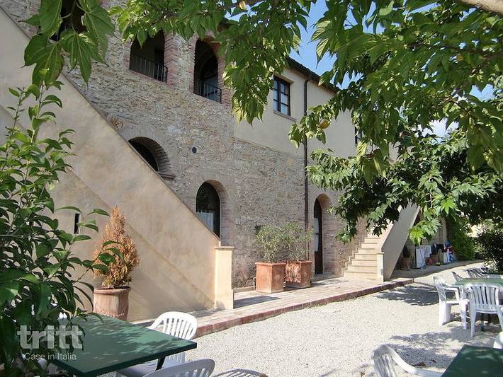 Ferienhaus für 5 Personen, mit Terrasse und Balkon/Terrasse