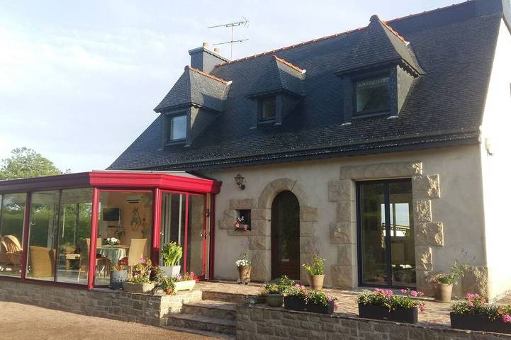 Location de vacances pour 6 personnes, avec jardin et terrasse, animaux acceptés à Pédernec