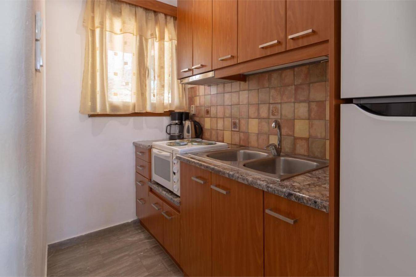 Hus för 4 Personer med balkong in Andros