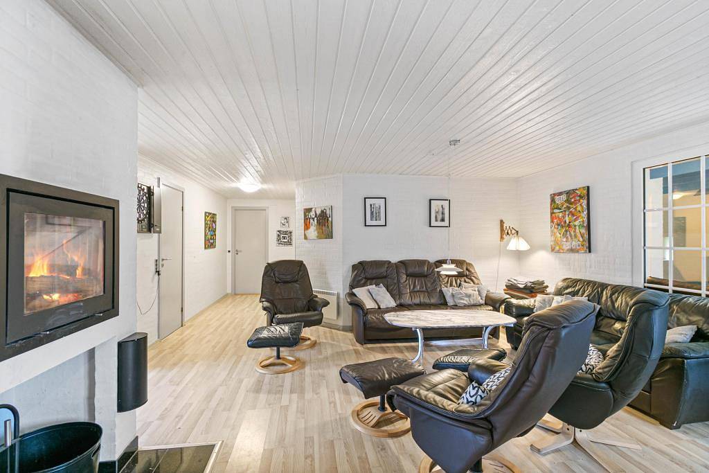 Tolles Ferienhaus mit Pool, Sauna, Whirlpool und Volleyballfeld  in Vester Husby, Husby (Dänemark)