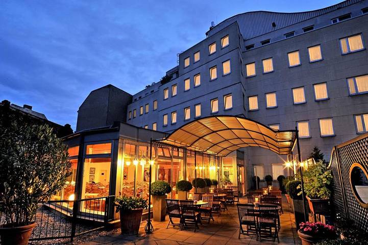 Hotel für 2 Personen, mit Garten und Ausblick sowie Terrasse in Kreuzberg Berlin
