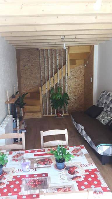 Location de vacances pour 2 personnes dans Office De Tourisme Pays D Issoire Val D Allier - 2