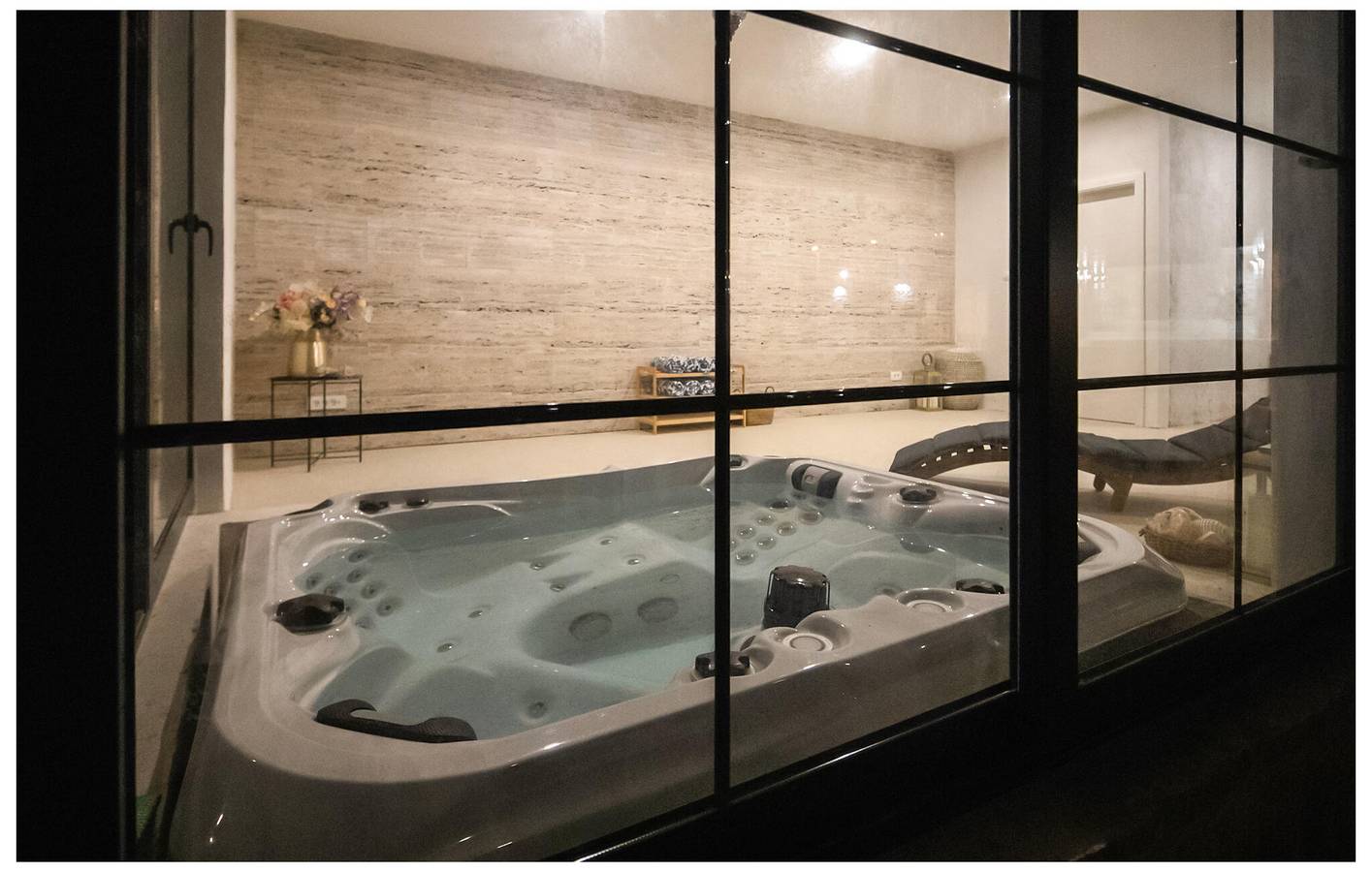 Geräumige 200 m² große Wohnung mit Pool, WLAN und Terrasse in Podgrađe, Grad Benkovac