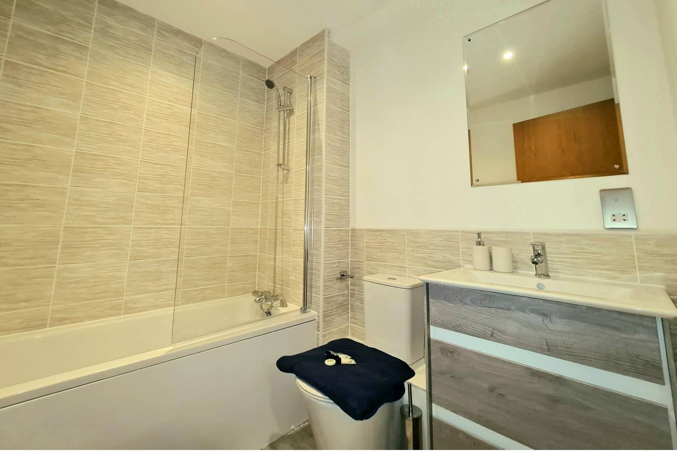 Apartamento vacacional entero, 2 Bed Apartment Sleeps 4 with Free Parking in Gran Mánchester