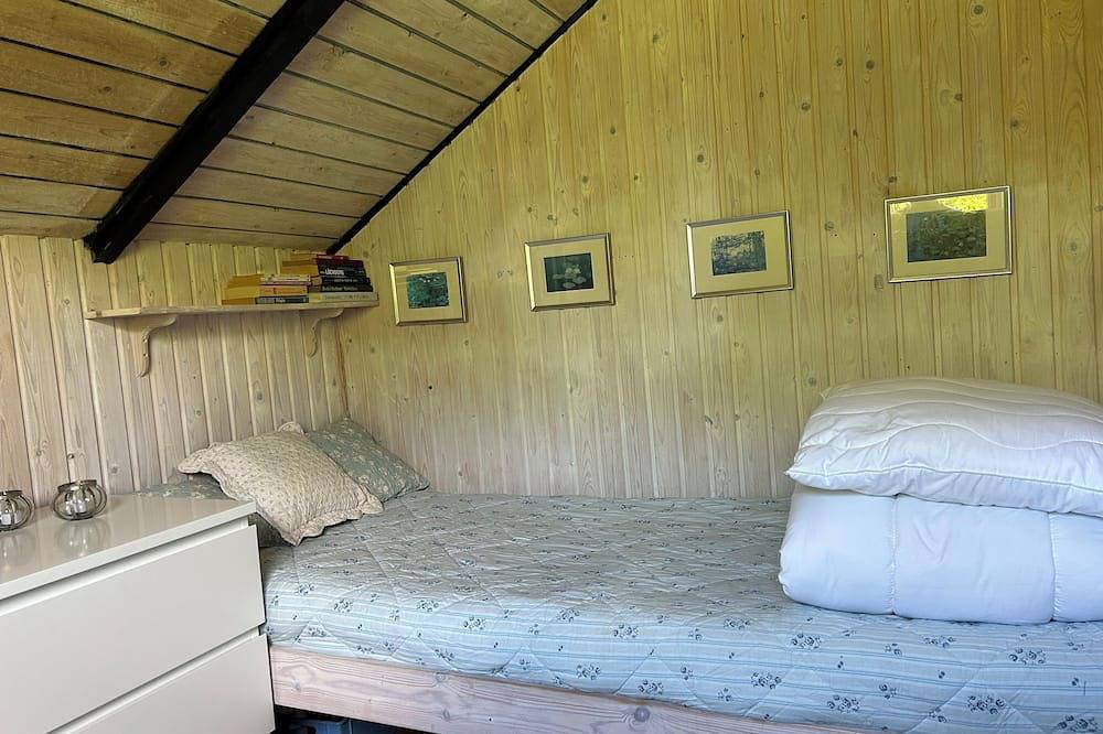 A very charming cottage close to the sea. in Råbylille Beach, Vordingborg Region