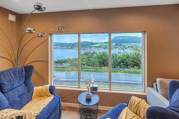 Ferienhaus für 6 Personen, mit Garten in Bokn