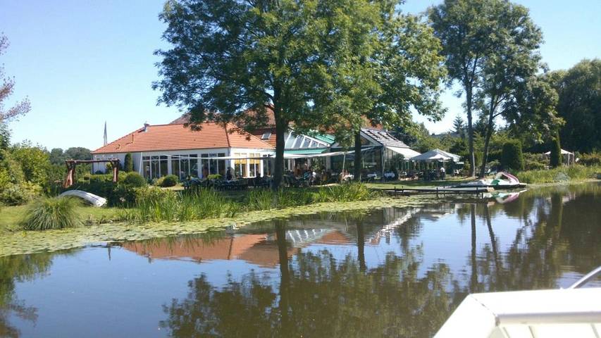 Hotel, mit Terrasse in Jerichow