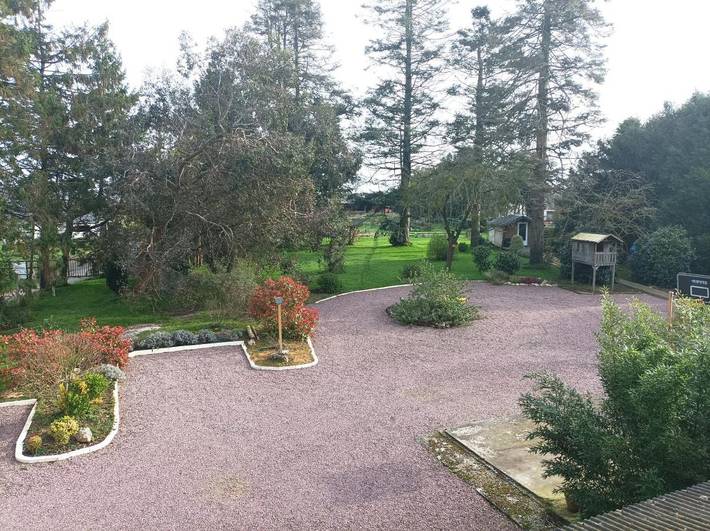 Maison de campagne pour 2 personnes, avec Terrasse ainsi que Jardin et Vue à Annebault