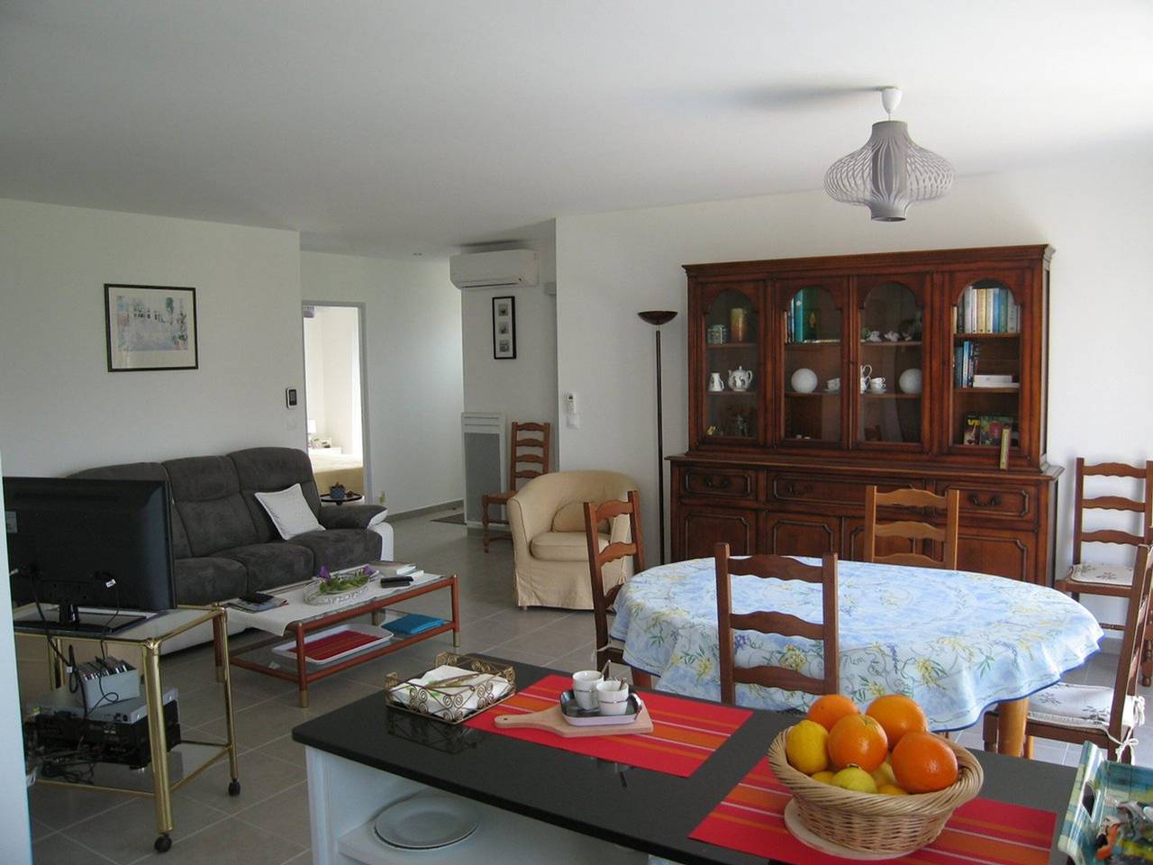 Charmante villa F4 avec jardin, terrasse et garage – St Cyprien Village, proche commerces et plage in Saint-Cyprien, Côte méditerranéenne (France)