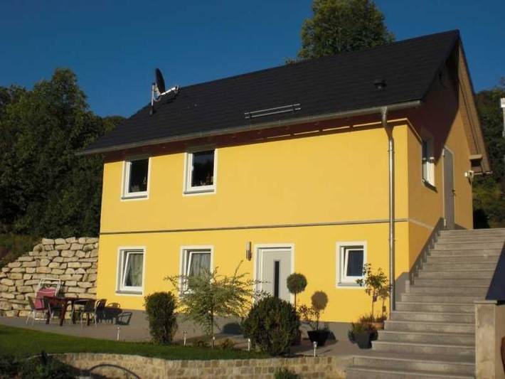 Ferienwohnung für 4 Personen, mit Terrasse und Garten sowie Ausblick