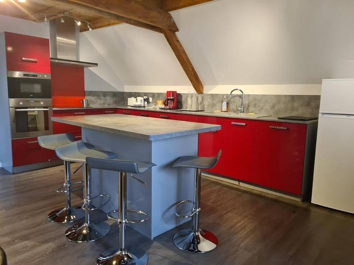 Location de vacances pour 11 personnes, avec sauna dans Office De Tourisme Du Pays De Murat Sud Auvergne - 2