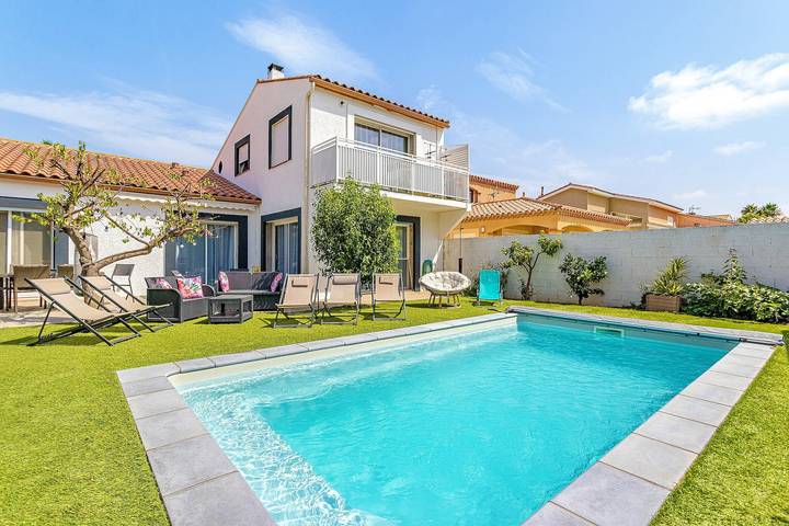 Location de vacances pour 5 personnes, avec Jardin dans les Pyrénées-Orientales