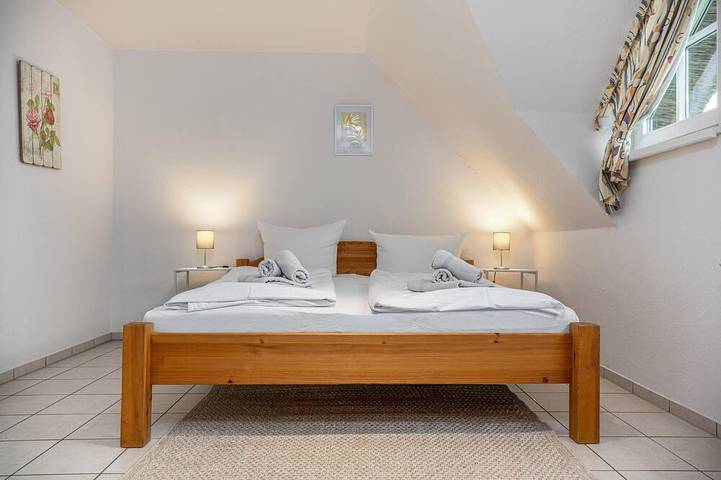 Ferienhaus für 5 Personen, mit Terrasse und Garten in Wustrow - 3