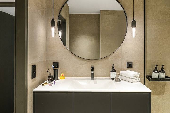 Ganze Wohnung, One-Bedroom Apartment (39sqm) with Alpine View in Hohe Tauern, Bad Gastein
