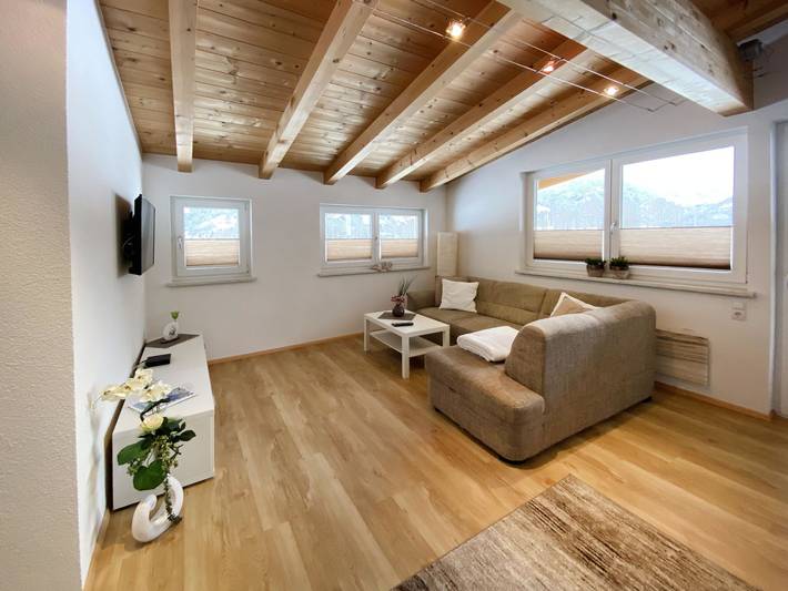 Ferienwohnung für 3 Personen, mit Balkon und Garten in Längenfeld - 2
