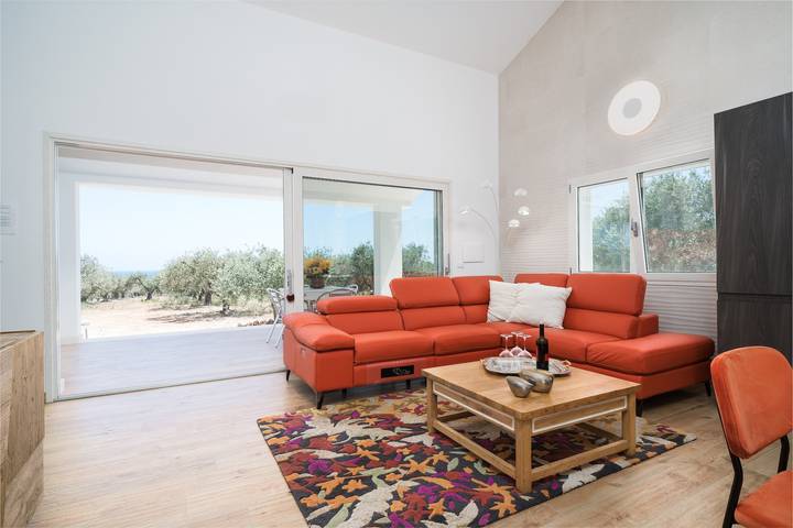 Casa vacacional 'Villa Piricone' con vistas al mar, terraza compartida y Wi-Fi in Orosei, Golfo de Orosei