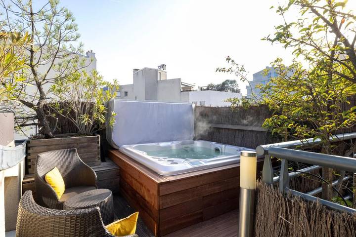 Maison d’hôte pour 2 personnes, avec terrasse ainsi que sauna et jacuzzi à Paris