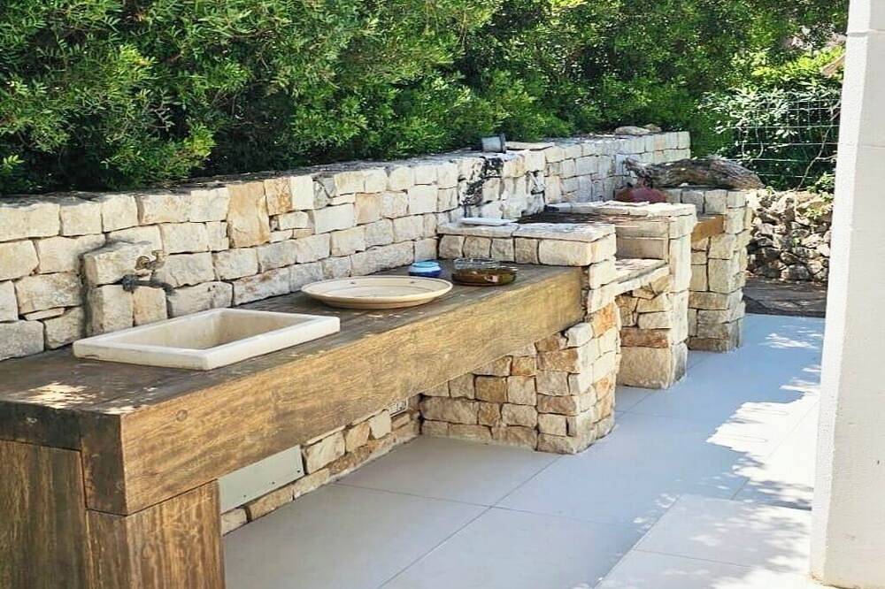 Ostuni Beachfront Villa with Pool & Private Parking, Luxury Holidays in Rosa Marina, Salento