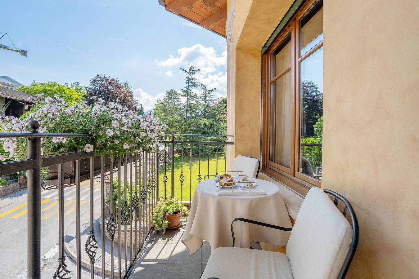 Appartamento intero, Appartamento 'I Girasoli' con Vista Montagna e Wi-Fi in Levico Terme, Lago di Caldonazzo