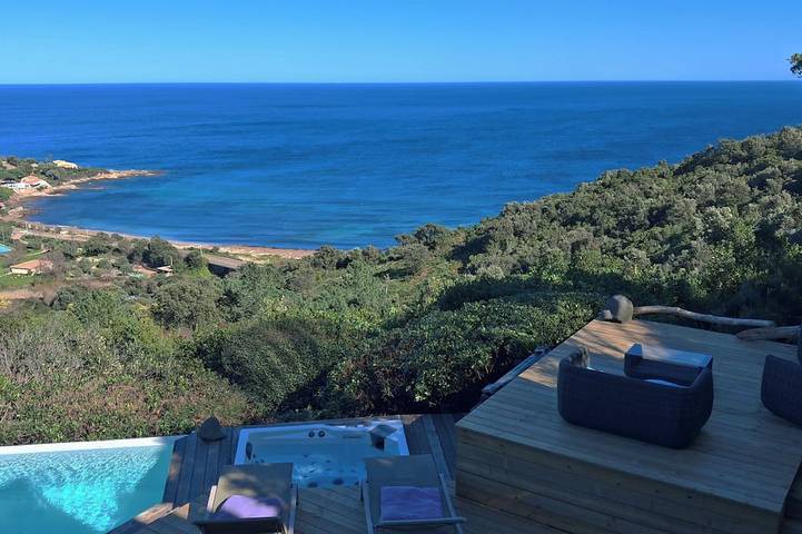 Location de vacances pour 4 personnes, avec Jacuzzi dans Tarco