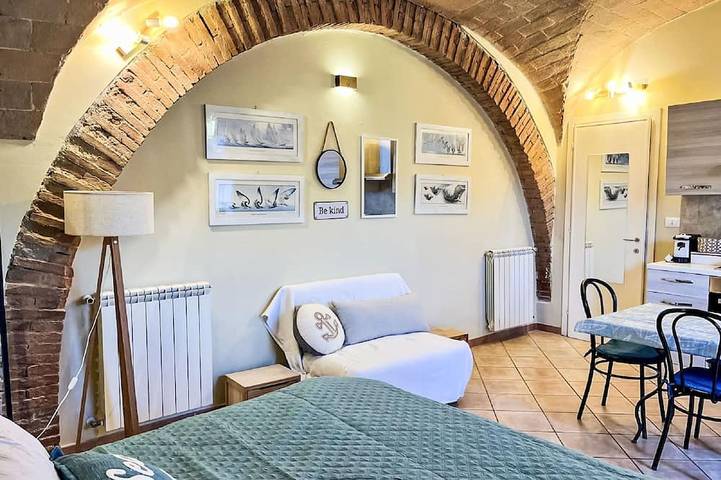 Apartamento entero, Fattoria Palazzeta in Mazzanta, Cecina (desambiguación)