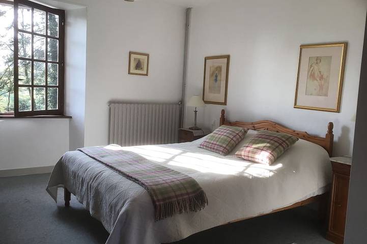 Magnificent Country House with private heated pool, gardens & close to beaches in Guéhébert, Coutances