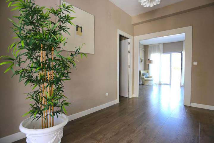 Casa rural para 11 personas, con jardín además de terraza y piscina en Rincón de la Victoria - 4