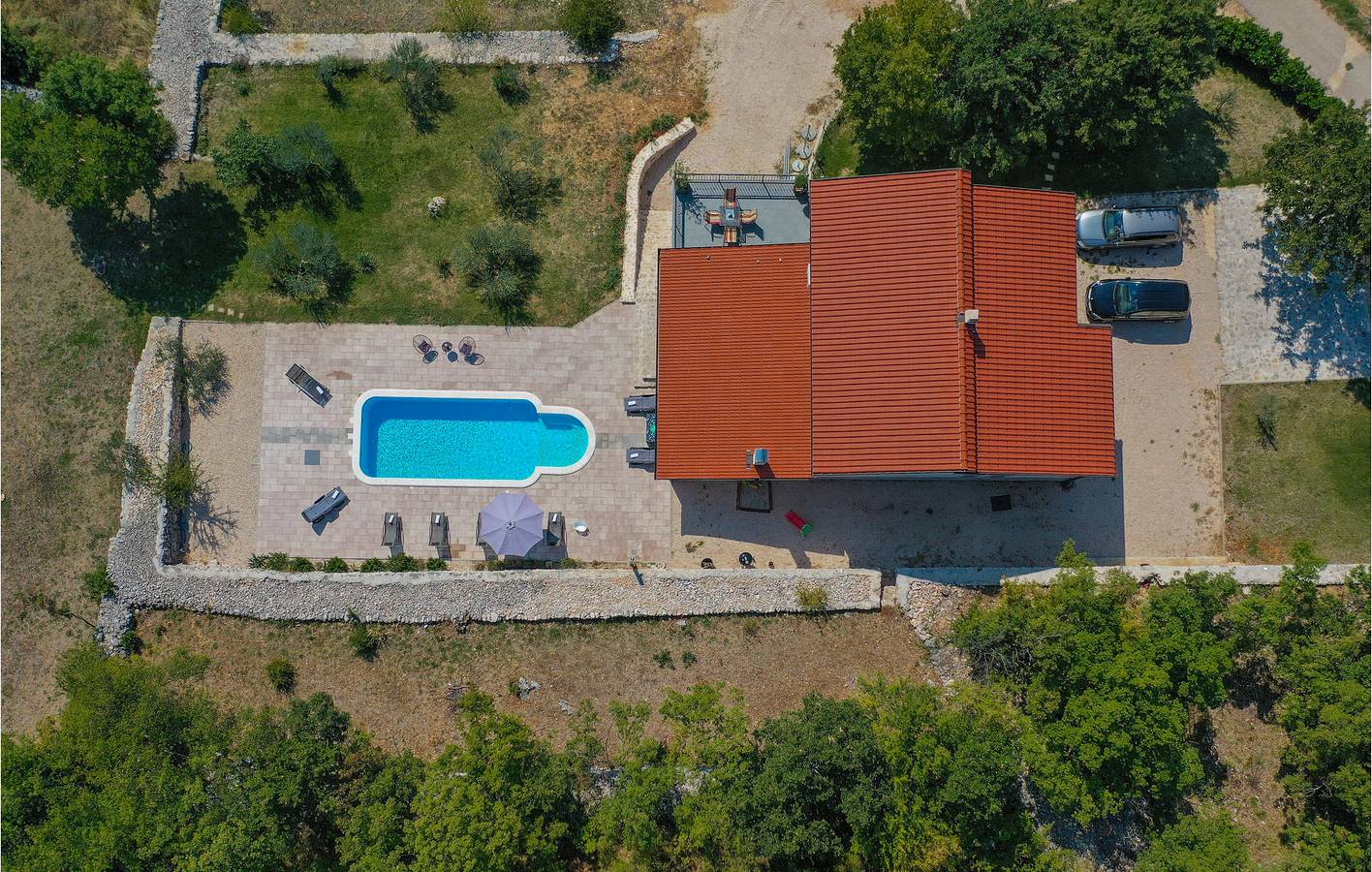 Charmantes Apartment mit Pool und Terrasse in der Nähe von Imotski und dem Modro Jezero in Imotski, Makarska Riviera