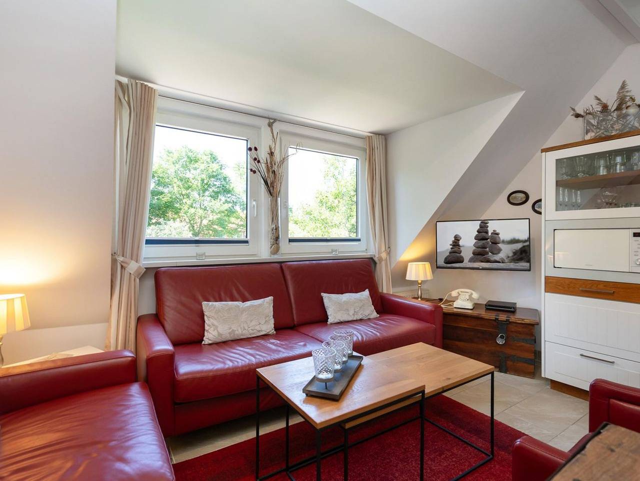 Ganze Ferienwohnung, Sylter Deichwiesen - 4-Zimmer App. für 5 Pers. mit Terrasse, Pkw-Stellplatz, Wlan, Haustiere erlaubt. in Sylt (Gemeinde), Sylt