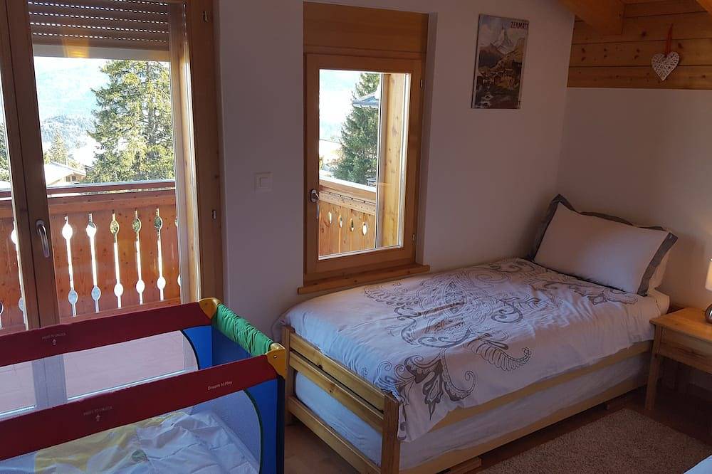 Chalet auf 1500m in Anzere Skigebiet, Schweizer Alpen mit herrlicher Aussicht in Anzère, Ayent