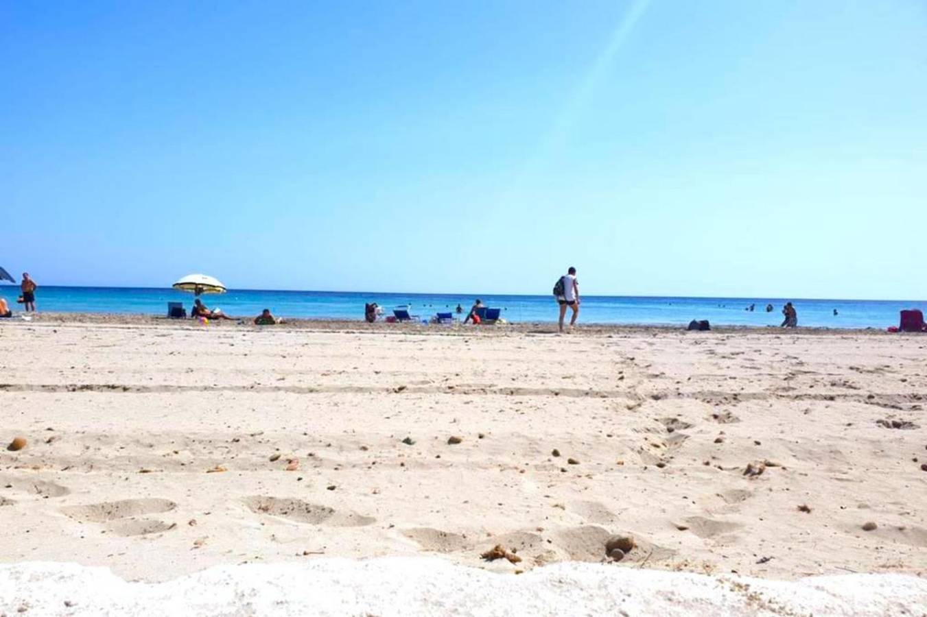 Entire apartment, Holiday apartment for 6 people with balcony/terrace in Mazara del Vallo, Trapani Province
