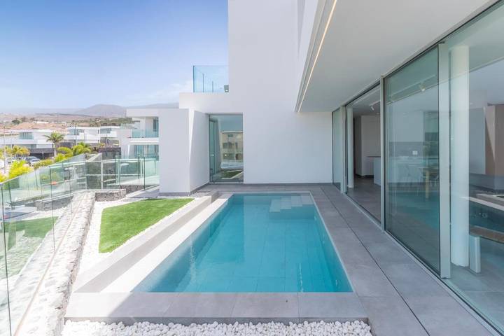 Villa für 6 Personen, mit Ausblick und Pool sowie Garten in Adeje - 3