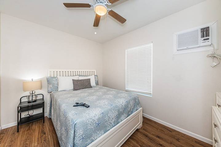 Vacation home for 8 people, with terrace, with pets in Clearwater Beach