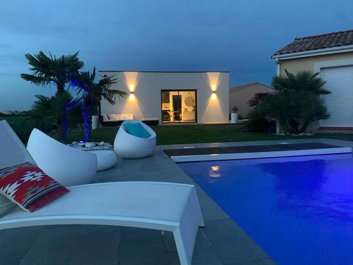 Appartement de vacances pour 2 personnes, avec Terrasse et Jardin ainsi que Piscine et Vue