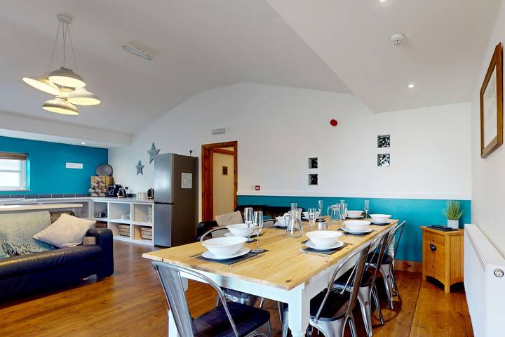 Cottage für 10 Personen, mit Terrasse und Garten - 1