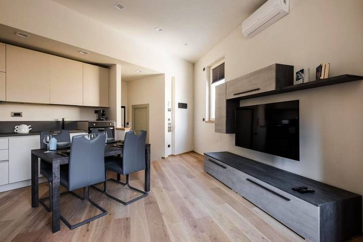 Appart’hôtel pour 10 personnes, avec jardin et jacuzzi