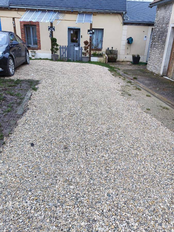 Appartement de vacances entier, Chambre d'hôtes Orchidée in Levesville-la-Chenard, Région de Chartres