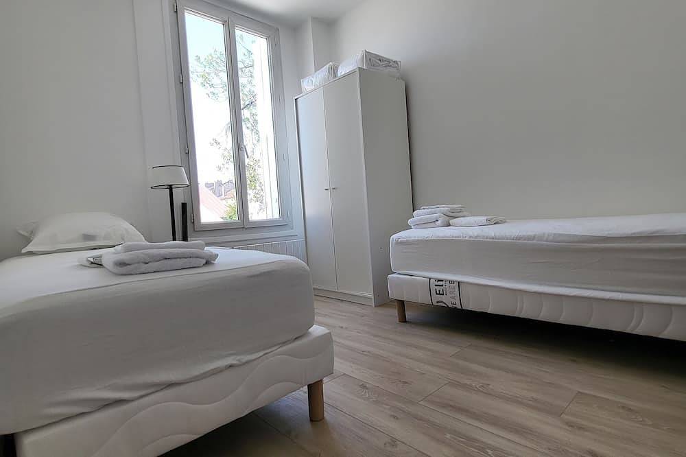 House 4km from Paris - 15mn Bercy Arena -50M from the Seine in Vitry-sur-Seine, Valle del Marne