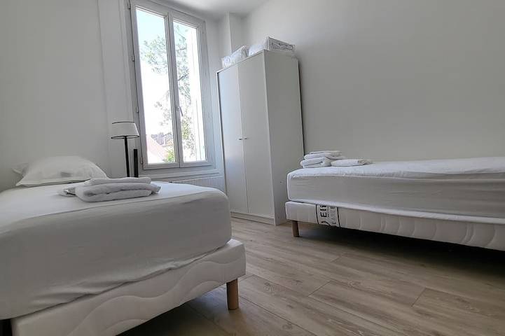 Location de vacances pour 11 personnes, avec terrasse, animaux acceptés à Vitry-sur-Seine - 4