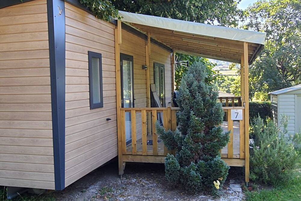 Mobil-home accueillant, animaux Ok - 4 pers. in Lac de Saint-Point Lamartine, Saint-Point