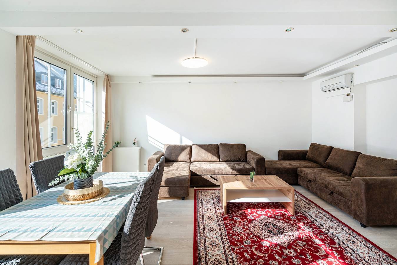 Aldars Urban Suite No.5 with Wi-Fi and Air Conditioning in München Ludwigsvorstadt, München