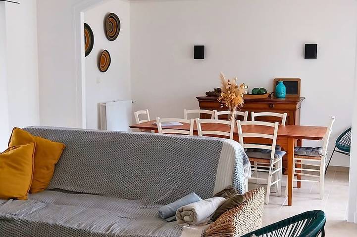 Location de vacances pour 8 personnes, animaux acceptés dans Plage de Matha