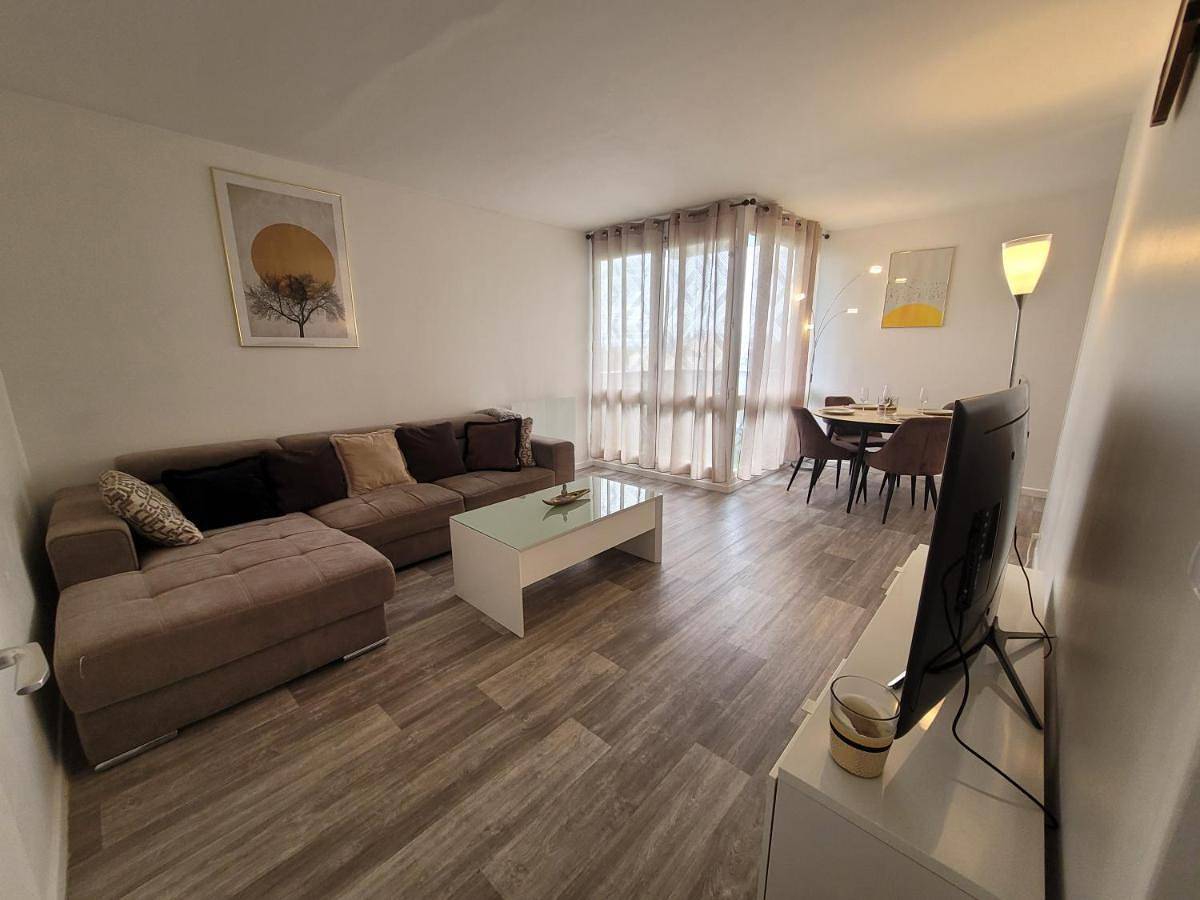 Geheel appartement, Two-Bedroom Apartment in Deuil-la-Barre, Val-d'Oise