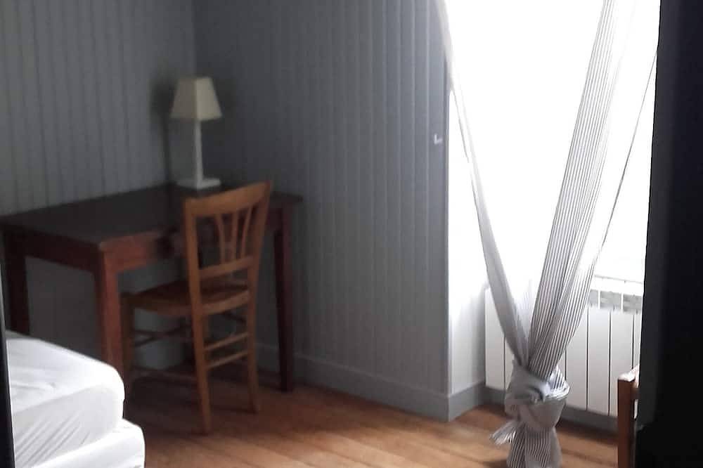 Maison de pêcheur au centre du Guilvinec, le port à 200 m, les plages à 1000 m. in Guilvinec, Région de Quimper