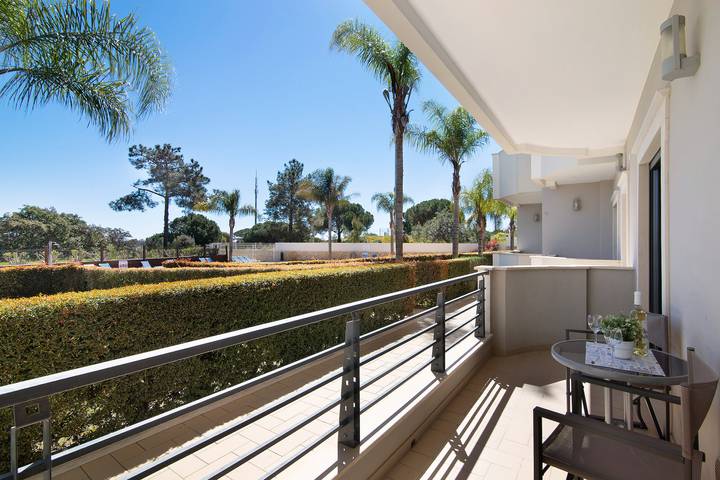 Gîte pour 4 personnes, avec jardin, animaux acceptés dans Olhos de Água - 3