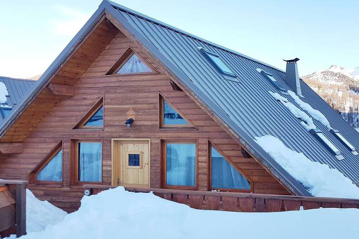 Chalet pour 8 personnes, avec terrasse et jardin