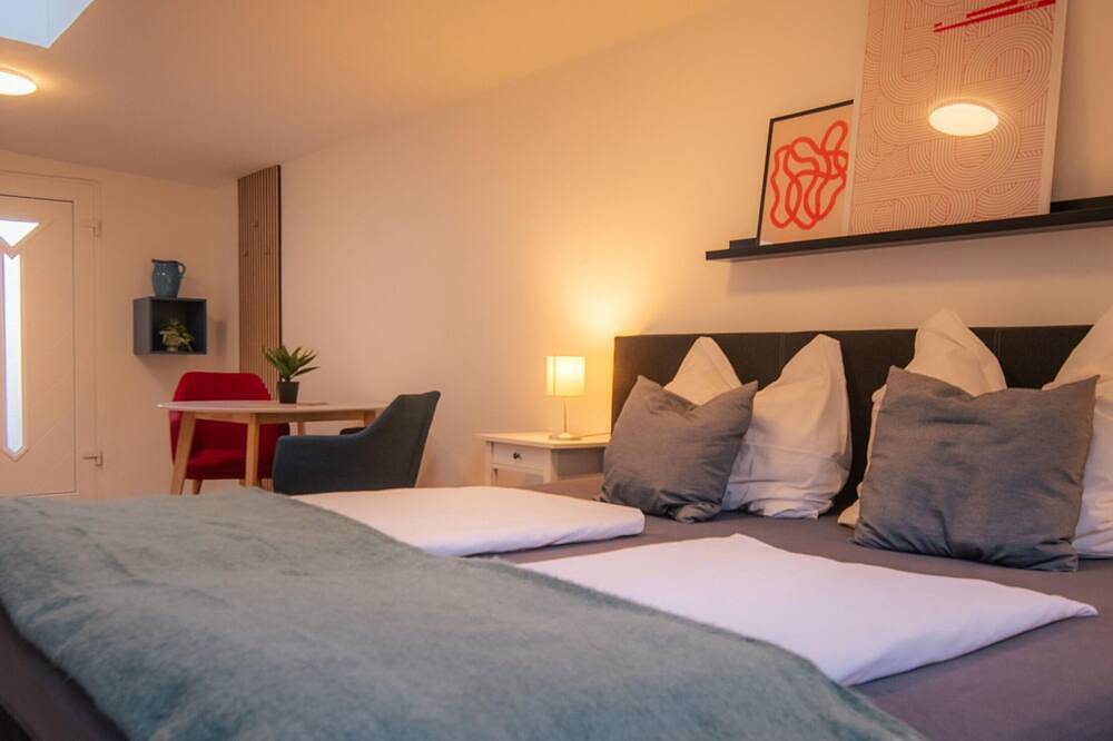 Ganze Wohnung, Modernes Apartment in Niebüll mit Smart Tv & Wlan in Niebüll, Nordseeküste